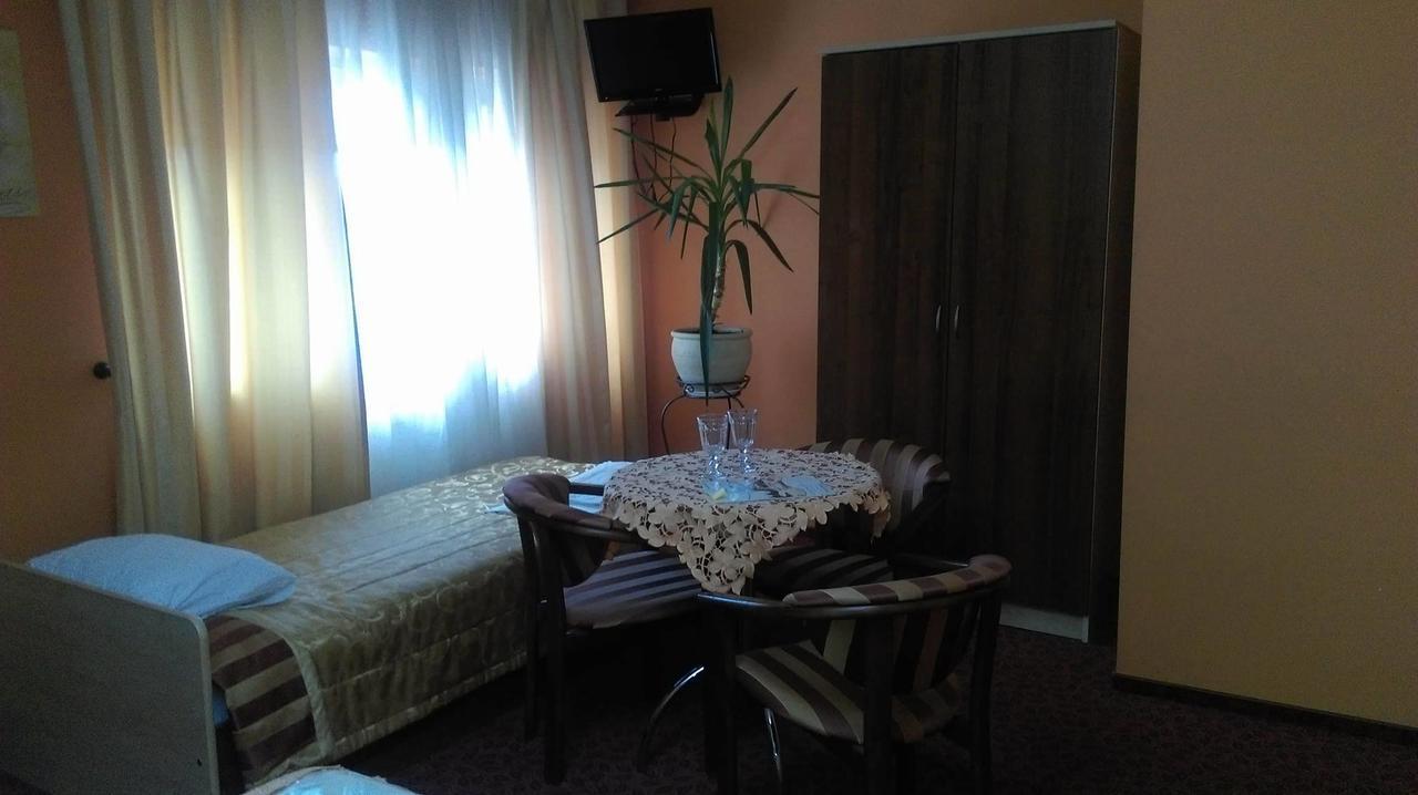 Zajazd Rys Łomża Extérieur photo