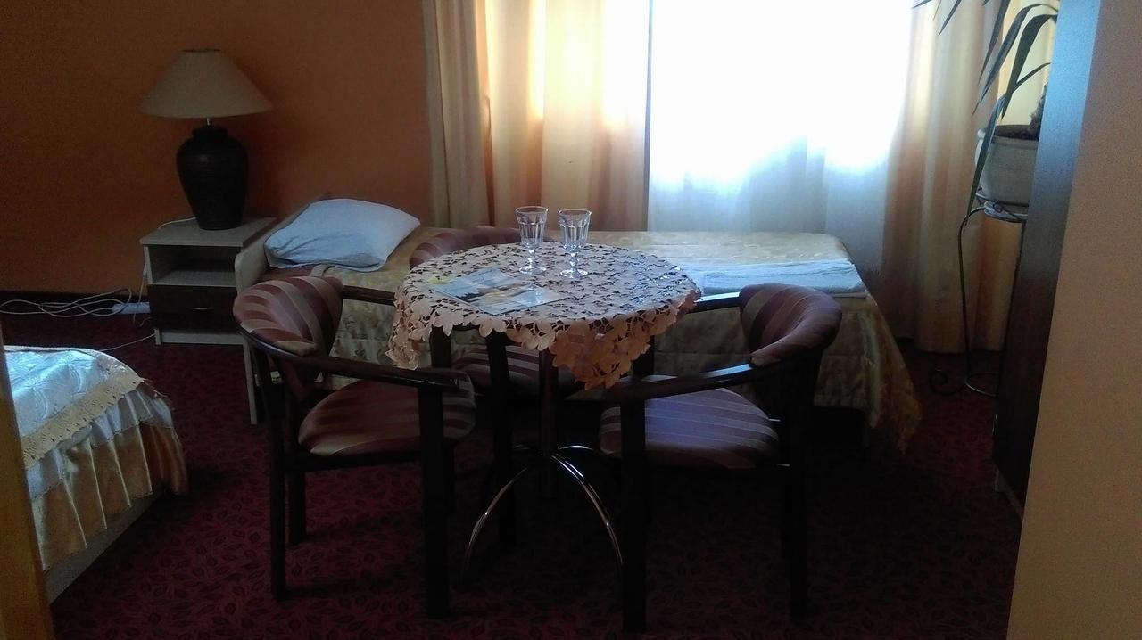 Zajazd Rys Łomża Extérieur photo